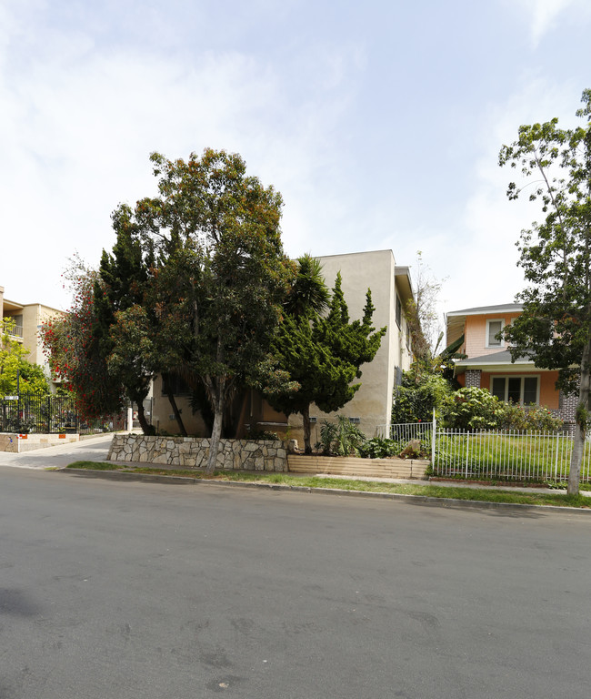 836 S Kingsley Dr in Los Angeles, CA - Building Photo - Building Photo