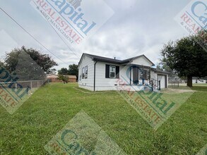3316 S Wofford Ave in Del City, OK - Foto de edificio - Building Photo