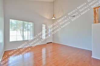 9710 S 45th Ave in Phoenix, AZ - Building Photo - Building Photo