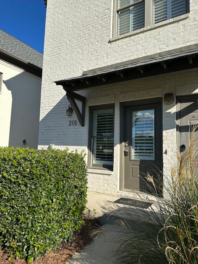 2301 Grand Ave in Hoover, AL - Building Photo - Building Photo