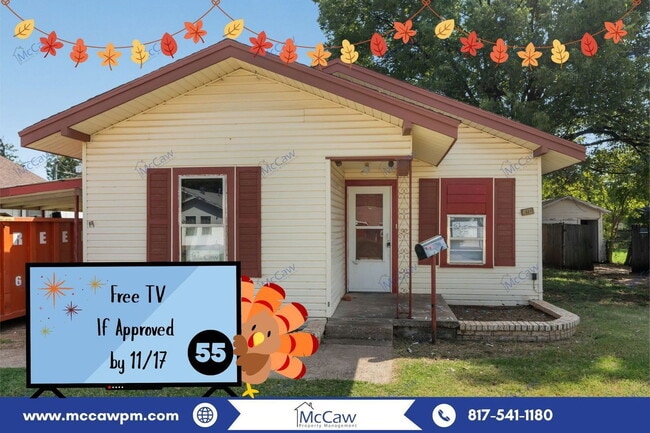 property at 3009 Hollywood Ave