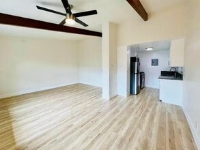 3600 Carmona Ave in Los Angeles, CA - Foto de edificio - Building Photo