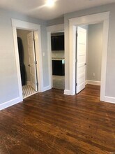 729 E Hunter Ave in Bloomington, IN - Foto de edificio - Building Photo