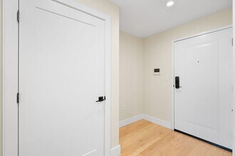 2489 Washington St in Boston, MA - Building Photo - Building Photo