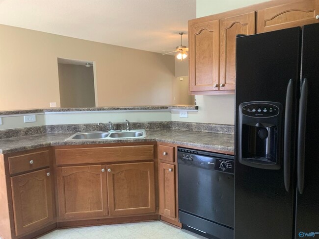 104 Dartford Dr in Madison, AL - Building Photo - Building Photo