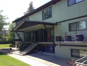 Almanor Apartments in Helena, MT - Building Photo - Building Photo