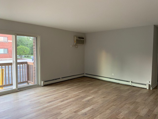 8656 84th Ct-Unit -1NE in Hickory Hills, IL - Building Photo - Building Photo