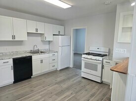 503 South St in Quincy, MA - Building Photo