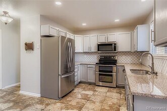 4927 Tarcoola Ln in Littleton, CO - Building Photo - Building Photo