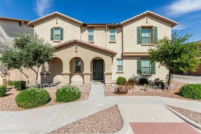 property at 1423 N Balboa