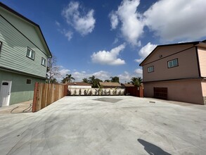 15537 Blaine Ave in Bellflower, CA - Building Photo - Building Photo