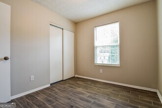 2156 Newbury Rd in Norcross, GA - Building Photo - Building Photo