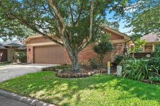 20106 18th Fairway Dr in Humble, TX - Building Photo - Building Photo