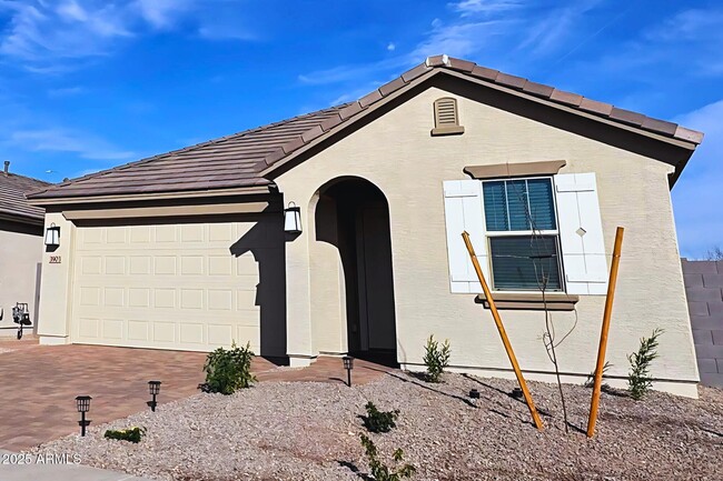 3903 N 101st Ave in Avondale, AZ - Building Photo - Building Photo