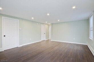 590 Main St in Little Falls, NJ - Building Photo - Building Photo