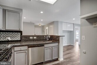 144 Pasture Side Way in Rockville, MD - Building Photo - Building Photo