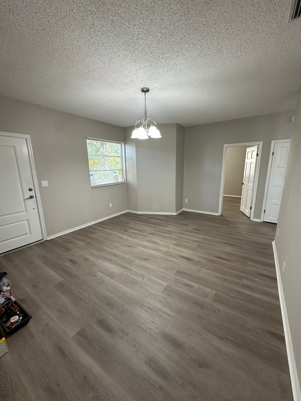 property at 2208 W Woodlawn Ave