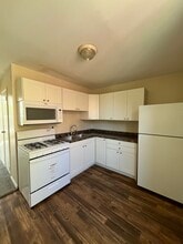 1102 N 10th St, Unit 4 in Lafayette, IN - Building Photo - Building Photo