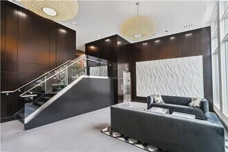 695 6th Ave in Brooklyn, NY - Foto de edificio - Building Photo