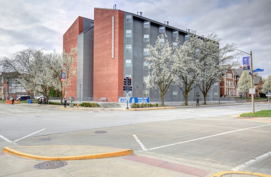 Gregory Towers in Champaign, IL - Building Photo