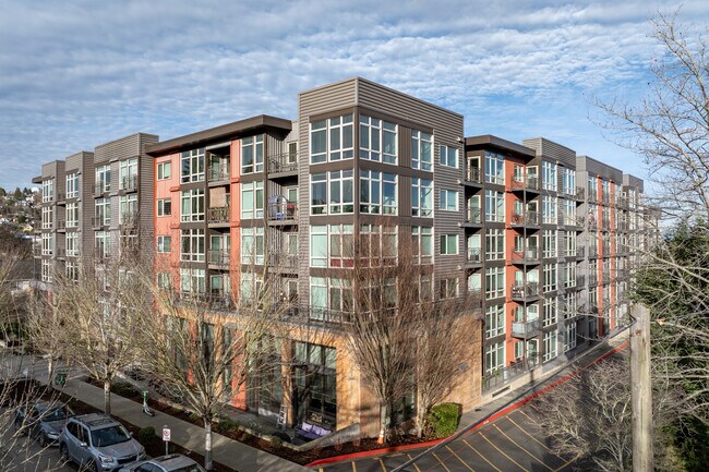 Youngstown Flats in Seattle, WA - Building Photo - Building Photo