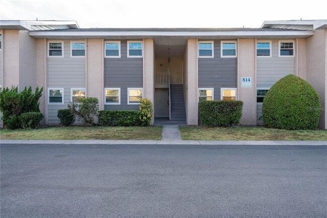 property at 814 Sky Lake Cir