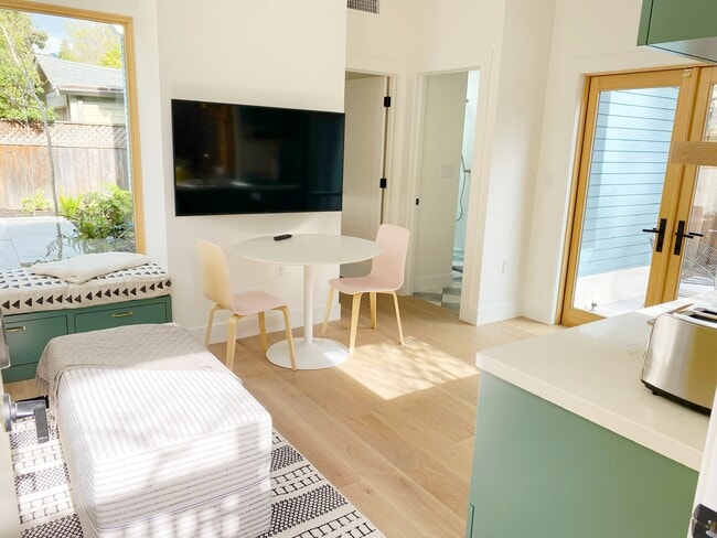 property at 5579 Taft Ave