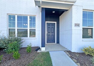 2234 Memory Oaks Dr in Tomball, TX - Foto de edificio - Building Photo