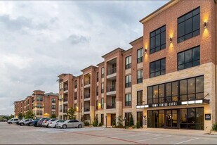 7204 Town Center Blvd in Rosenberg, TX - Building Photo