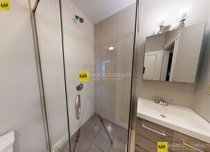 11 Beacon St, Unit 1 in Boston, MA - Building Photo - Building Photo