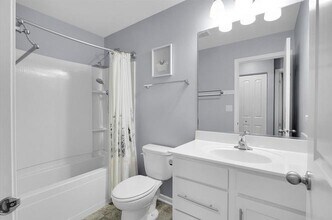 912 Bradford Dr in Naperville, IL - Building Photo - Building Photo