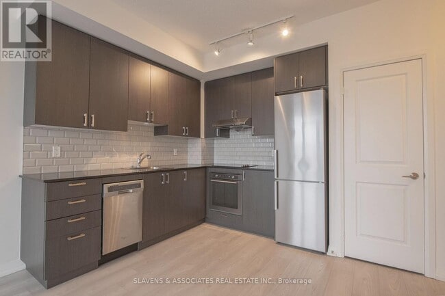 50 Ann O'Reilly Rd in Toronto, ON - Building Photo - Building Photo