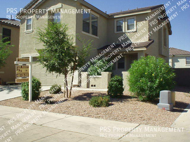 3068 E Michelle Way in Gilbert, AZ - Building Photo