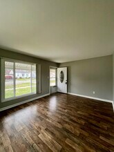 6565 Burr St in Taylor, MI - Building Photo - Building Photo