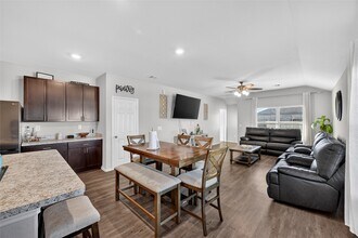 7918 Globe Thistle Ln in Houston, TX - Building Photo - Building Photo