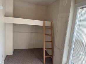 902 5th Ave in Eau Claire, WI - Building Photo - Building Photo