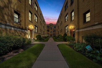 2647 N Spaulding Ave in Chicago, IL - Building Photo - Building Photo