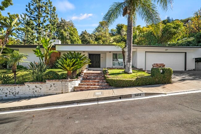 property at 3454 Green Vista Dr