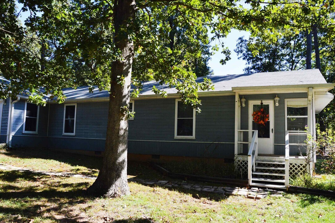 417 Houston Dr in Hot Springs, AR - Building Photo