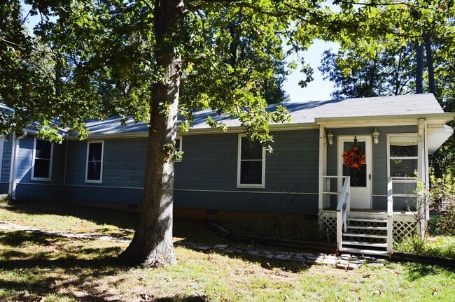 property at 417 Houston Dr