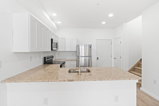 4512 Lancaster Ave, Unit 202 in Philadelphia, PA - Building Photo - Building Photo