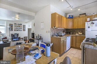626 S 19th St in Philadelphia, PA - Building Photo - Building Photo