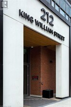 212 King William St in Hamilton, ON - Building Photo - Building Photo