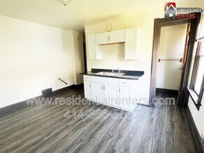 3005 N 1st St in Milwaukee, WI - Building Photo - Building Photo