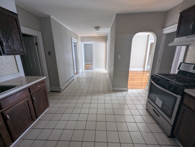 186 Beacon Ave, Unit 2 in New Haven, CT - Foto de edificio - Building Photo