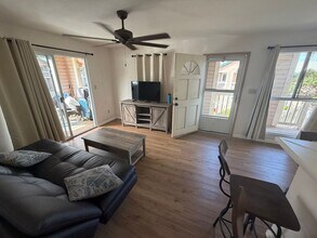 51 Kopi Ln in Wailuku, HI - Building Photo - Building Photo