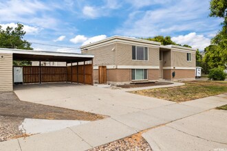 1730 W Baroness Pl, Unit Unit A (Downstairs) in Salt Lake City, UT - Building Photo - Building Photo