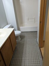 14210 Xenon St NW, Unit 4 in Ramsey, MN - Foto de edificio - Building Photo