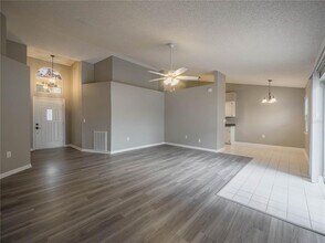 4955 Wildflower Dr in Lakeland, FL - Building Photo - Building Photo