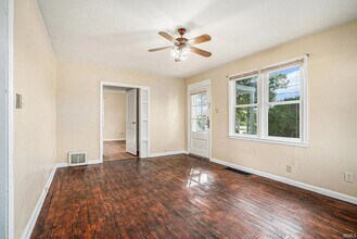 3929 Lincoln Way W in South Bend, IN - Building Photo - Building Photo